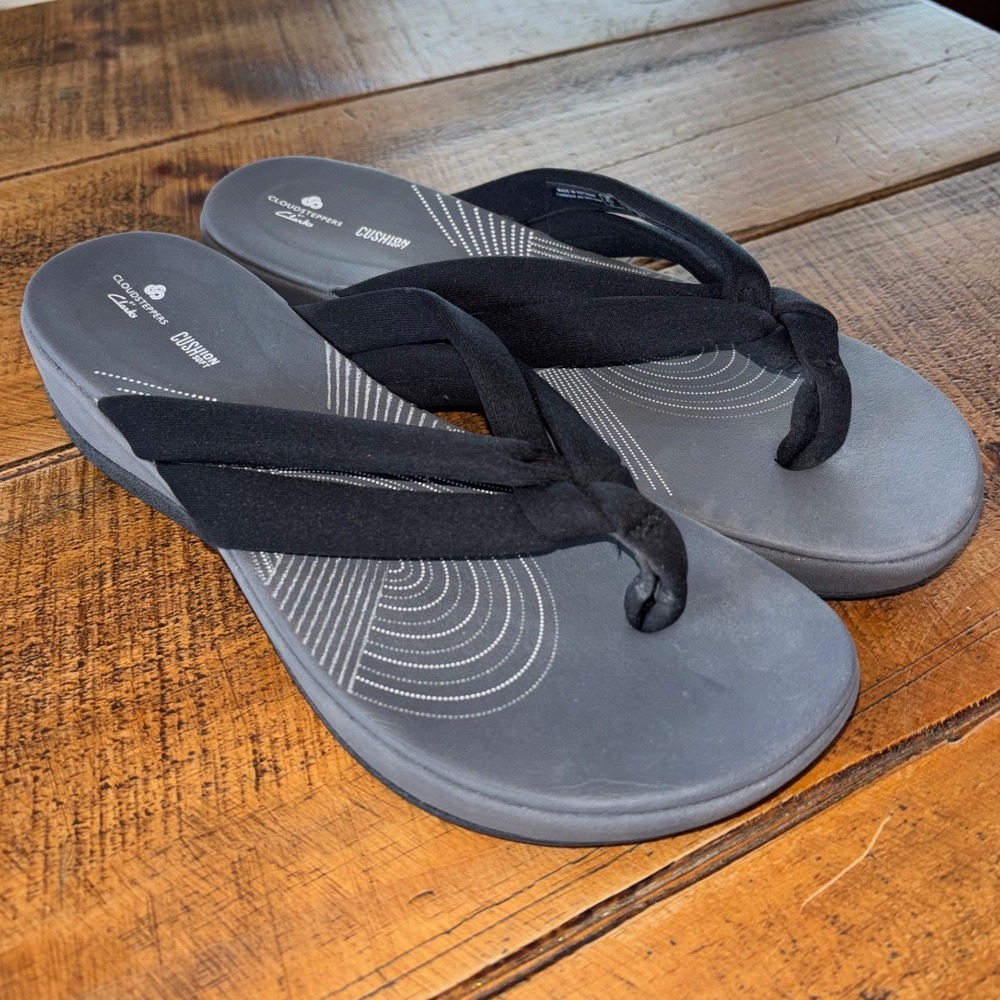 Clarks Womens Cloudsteppers Cushion Soft Black‎ Slip On Sandals Size 11